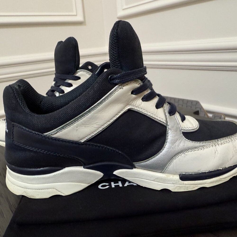 Authentic Chanel Sneakers Size 37 Navy Blue - Picture 3 of 8